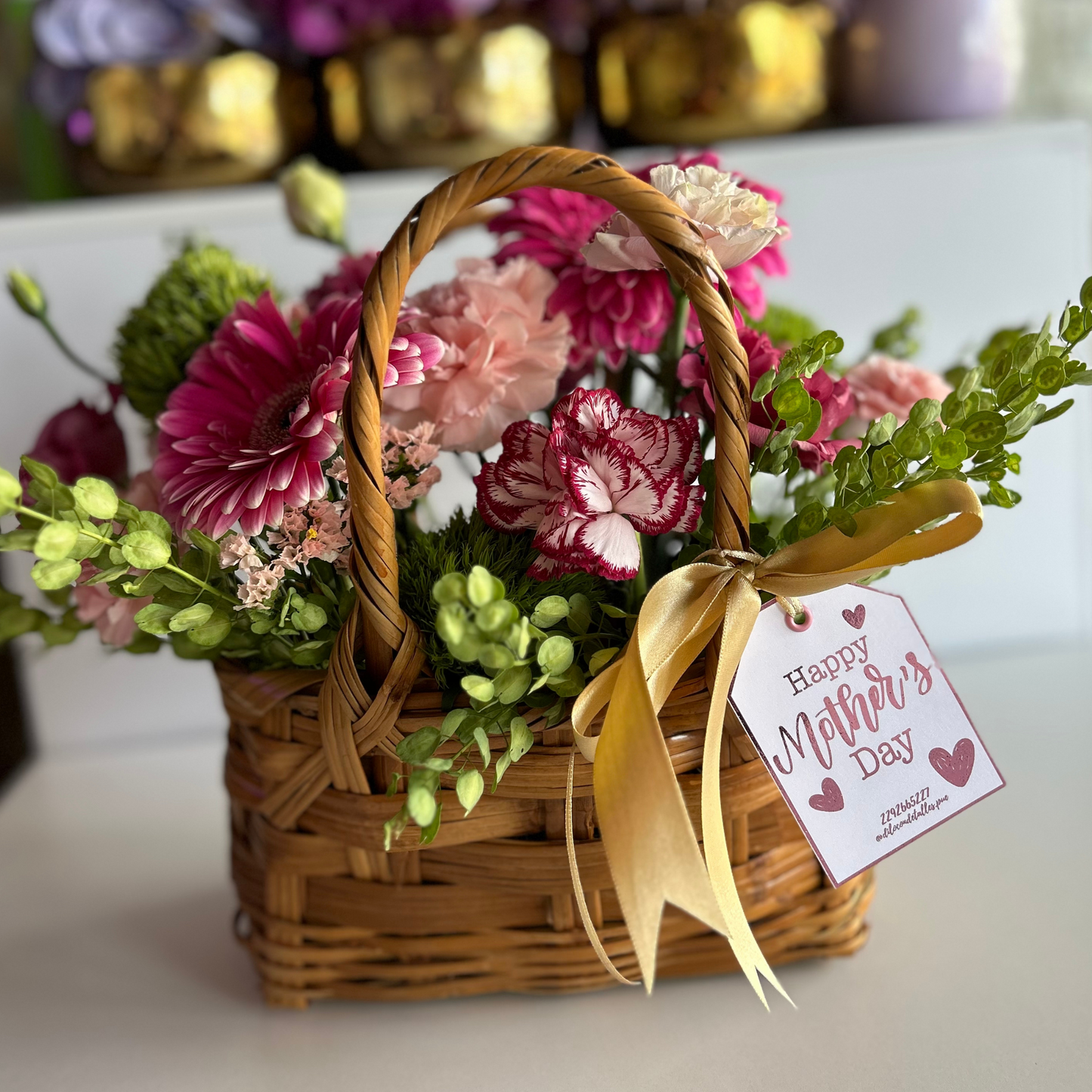 FLOWER BASKET - MOM